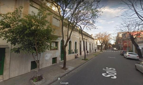 Imagen 3 de 6 de Terreno. Constitución, Solis 1872. Frente 7,90, Fondo 27,85.