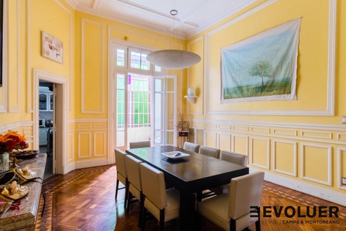 Magnífica Casa De Estilo Para Vivienda, Oficinas O Desarrollo En Barrio Norte