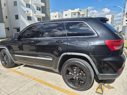 Jeep Cherokee, 4x2, 3.5lts, Color Negra ,