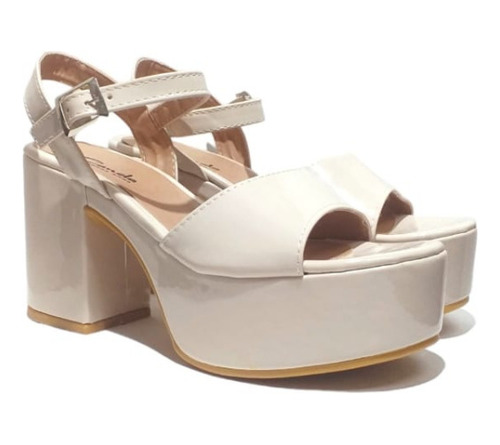 Imagen 1 de 4 de Sandalias Mara Charol Beige