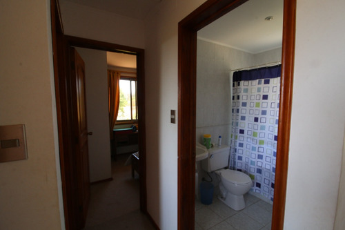 Especatular Casa Con Gran Seguridad A 5km De Playa Algarrobo