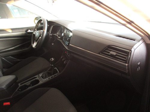 Imagen 10 de 12 de Jetta Comfortline 2019 Blanco