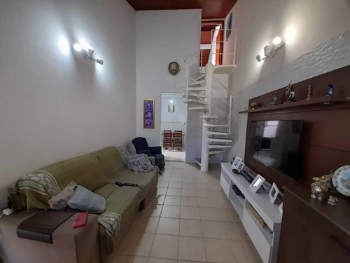 Imagem 2 de 15 de Sobrado Para Venda Em Peruíbe, Parque Daville, 3 Dormitórios, 2 Suítes, 1 Banheiro, 2 Vagas - 3707_2-1210771
