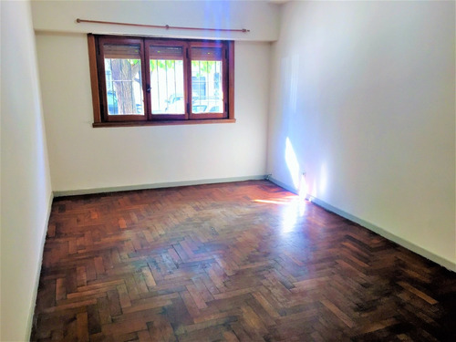 Imagen 2 de 8 de Departamento 2 Amb Con Patio