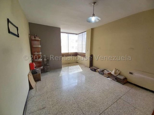 Imagen 19 de 21 de Apartamento En Venta Los Palos Grandes Caracas. Código 21-25423 Mvg