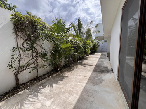 Casa En Venta Merida, Temozon Norte De 1 Planta, Entrega Inmediata.