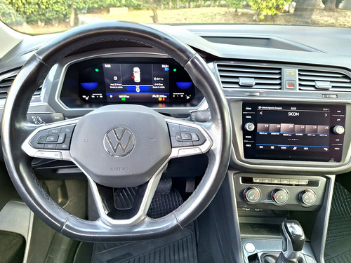 Volkswagen Tiguan 5p Comfortline L4/1.4/T Aut