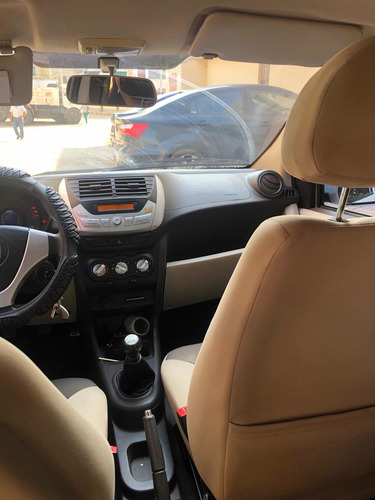 Zotye F100 Full