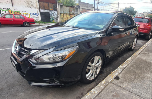 Nissan Altima 2.5 Advance Navi Cvt