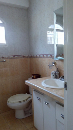 Imagen 13 de 30 de Casa En Andres Bello De Maracay