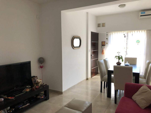 Departamento En Venta - Centro De Lujan