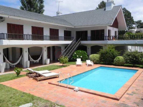 Imagen 8 de 24 de Casa San Rafel 6 Dormitorios - Punta Del Este San Rafael