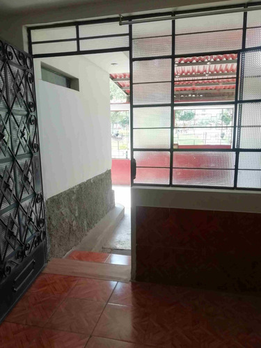 Alquilo Minidepartamento En Primer Piso Para Pareja O Srta En Los Olivos