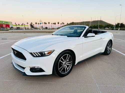 Ford Mustang CONVERTIBLE 4 CILINDROS TURBO