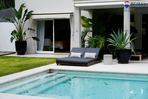 Venta Casa Con Jardin Y Pileta En Rincon Del Arca