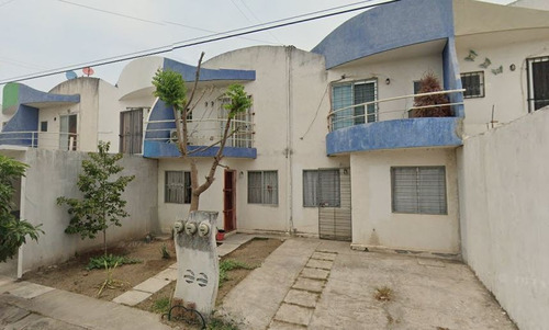 Sk16 - Casa En Remate Bancario En C.talquezal, Los Torrentes, Veracruz, Veracruz Oportunidad De Inversion