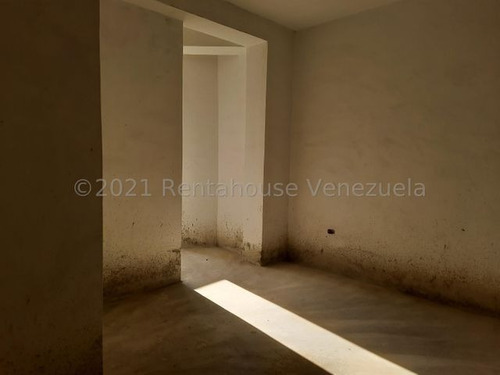 Imagen 5 de 17 de Edificio En Obra Gris En Venta, Zona Centro San Juan De Los Morros. 22-10657