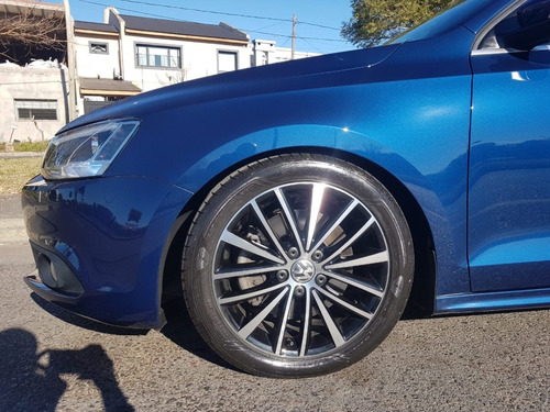 Volkswagen Vento Sportline 2.0 Tsi