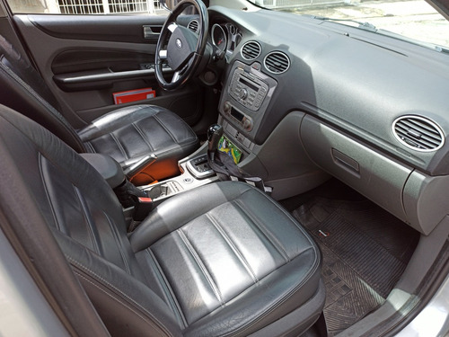 Ford Focus 2011 Ghia - Conservadissímo - Nada Pra Fazer!!
