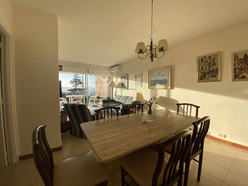 Venta De Apartamento 3 Dormitorios. Península