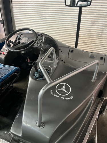 Mercedes Benz Of 1418 Mercedes Benz 2014 Con Aa
