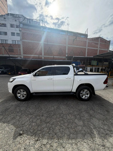 Toyota Hilux 2.7l