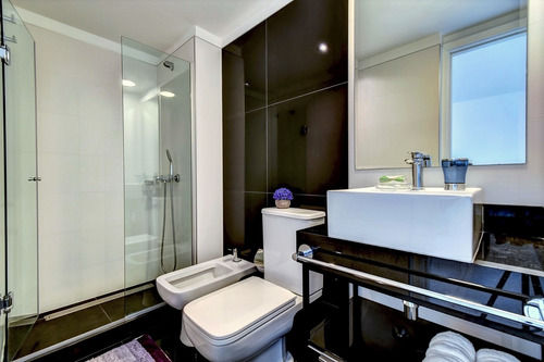 Imagen 13 de 14 de Alquiler Apartamento 1 Dormitorio En Artower Punta Del Este