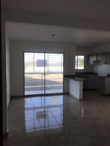 Apto. 3 Hab. Riviera La Ureña Las Américas Rd$ 17 Mil