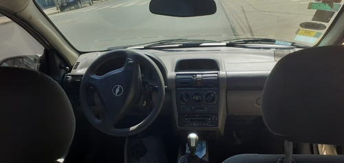 Imagen 5 de 6 de Chevrolet Classic 2013 1.4 Ls Aa+dir