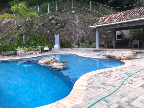 Imagen 20 de 20 de Jra Vende Townhouse De Lujo En Lomas Del Este