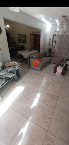 Imagen 6 de 17 de Vendo Casa Matienzo , Esquina, Plaza En Frente 2 Dor-