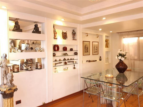 Casa En Venta De 8 Dorm. En Recoleta