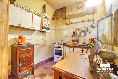 Casa En Venta En Martínez, 3 Ambientes, Ideal Para Refaccionar/ampliación. Lote 171 M2.