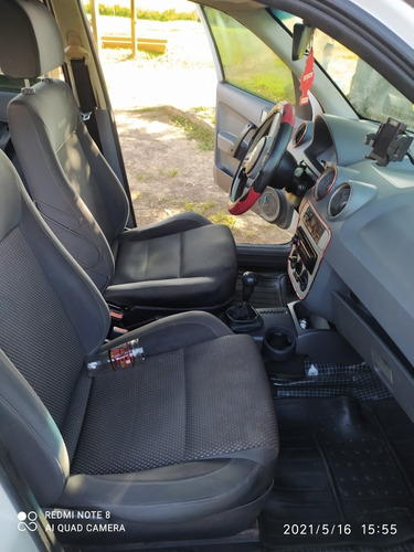 Volkswagen Parati 2010 1.6 Surf Total Flex 5p