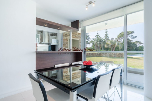 Imagen 9 de 29 de Alquiler Apartamento En Playa Brava A Pasos Del Mar 2 Dormitorios