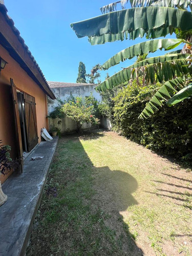 Casa 3 Ambientes En Venta En Complejo Arbolado Con Parque- Ituzaingó Norte