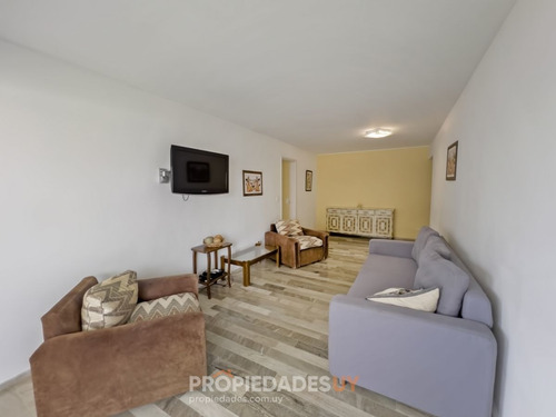 Imagen 2 de 22 de Apartamento De Dos Dormitorios Y Un Baño - Punta Del Este Brava