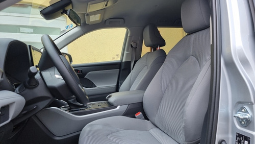 Imagen 10 de 15 de Toyota Highlander 2021 3.5 Le At