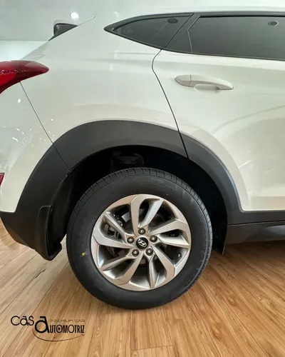 Hyundai Tucson 2.0 Advance 4X2