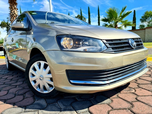 Imagen 5 de 15 de Volkswagen Vento 2018 1.6 Confortline Mt