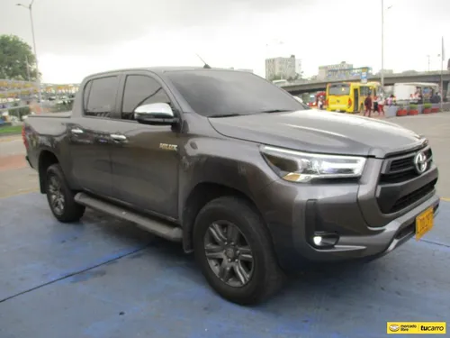 Toyota Hilux 4x4 2.4 At Aa