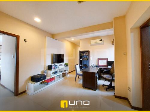 Imagen 5 de 9 de Céntrico, Confortable Y Espacioso Departamento De 3 Dormitorios Bien Distribuido