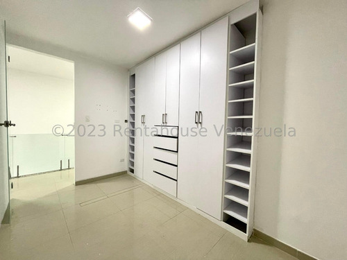 Imagen 14 de 26 de Apartamento En Venta En Lomas Del Sol