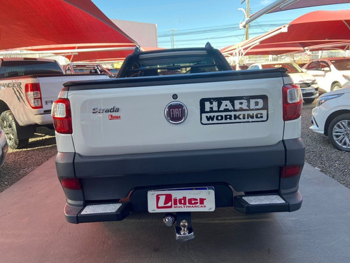 Imagem 5 de 9 de Fiat Strada 1.4 Mpi Hard Working Cs 8v 2019
