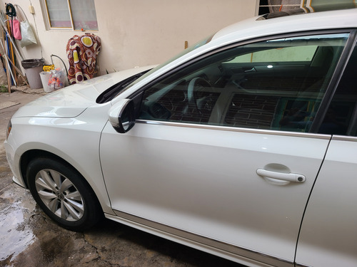 Volkswagen Jetta 2.5 Trendline Tiptronic At