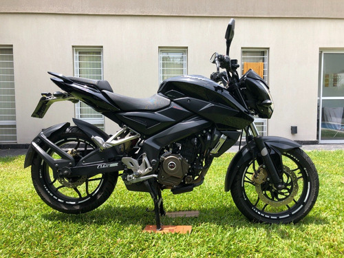 Bajaj Rouser Ns 200