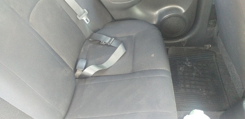 Nissan Versa 1.6 Sense 5vel Mt 2013