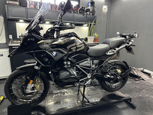 Gs 1250 Exclusive