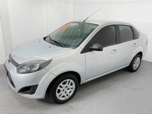 Imagem 2 de 14 de Ford Fiesta 1.6 Sedan Flex 4p Manual 2014