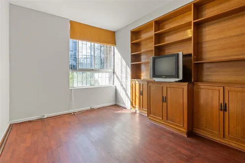 Departamento En Arriendo De 4 Dorm. En Las Condes